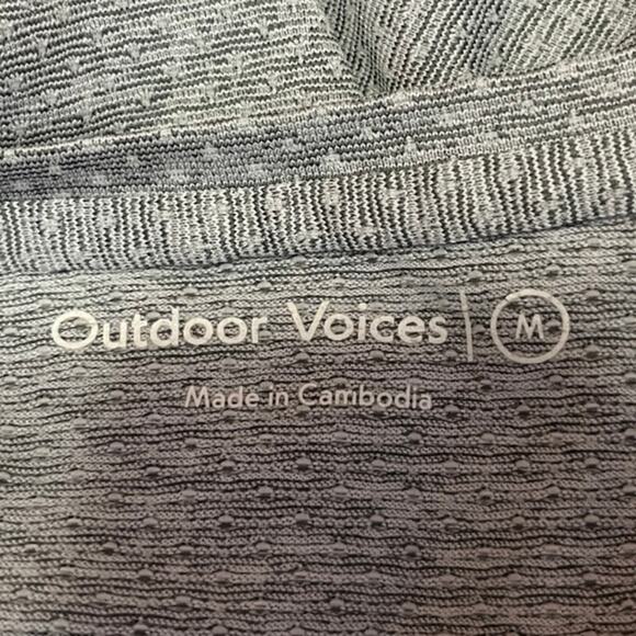 Outdoor Voices Women's Gray Short Sleeve Pullover Activewear Tee T-Shirt Top M - Picture 3 of 3